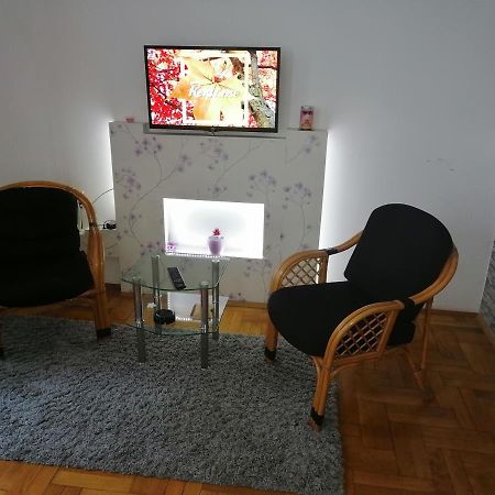 Apartment Aska เบลเกรด ภายนอก รูปภาพ